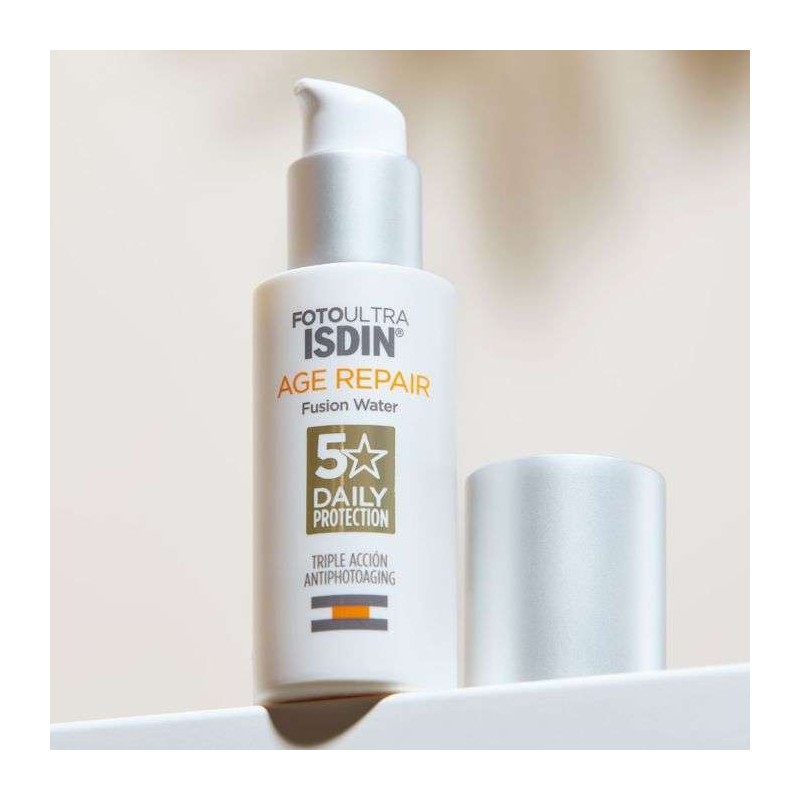 ISDIN FOTO ULTRA AGE REPAIR FUSION WATER SPF 50 +